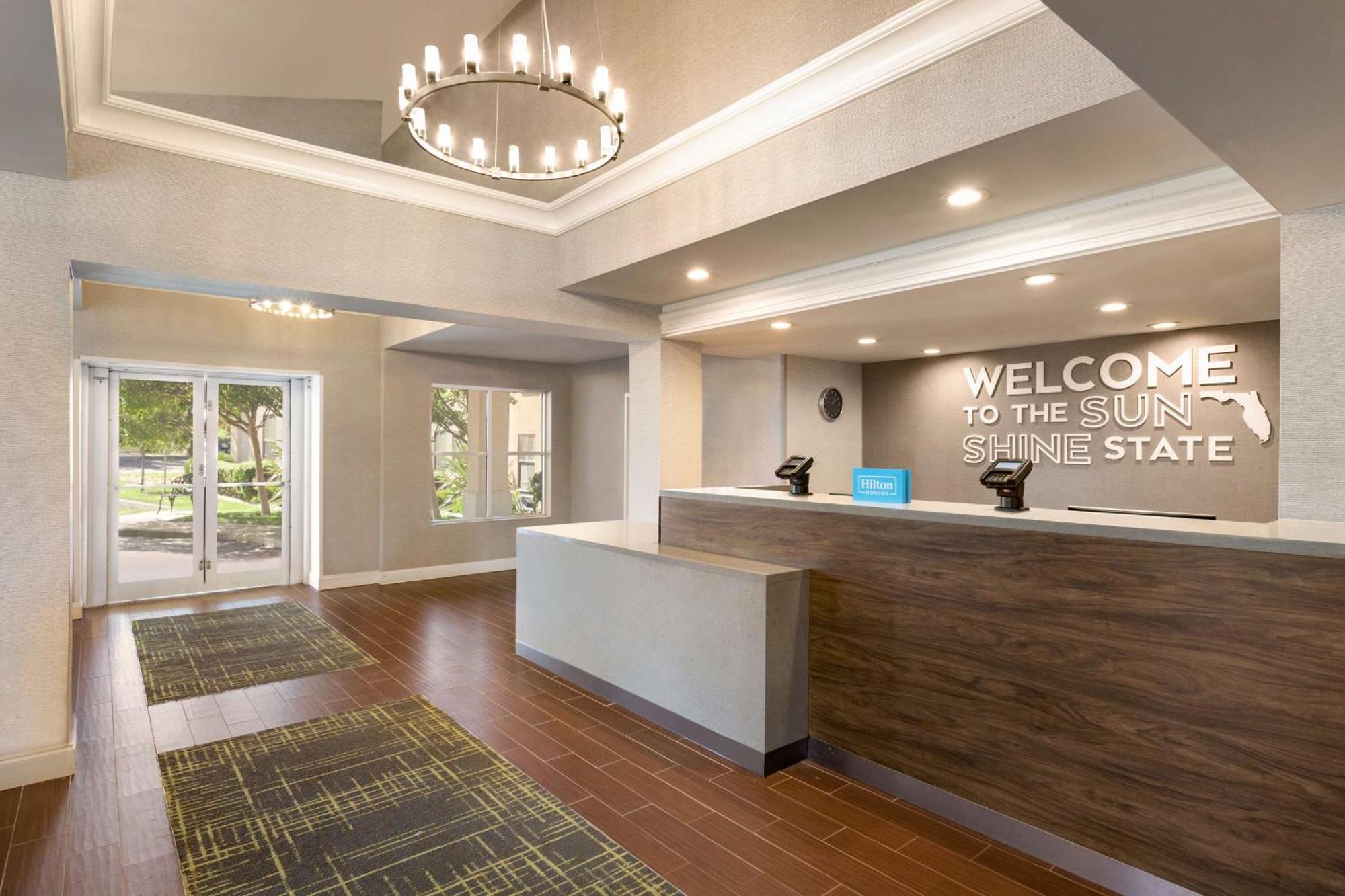 Hampton Inn & Suites Fort Lauderdale Airport Hollywood Exteriör bild
