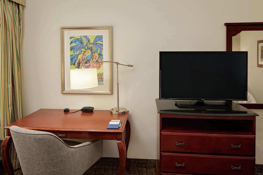 Hampton Inn & Suites Fort Lauderdale Airport Hollywood Rum bild